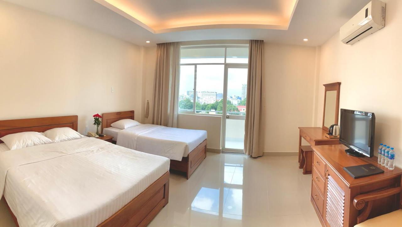 Tan Son Nhat 2 Hotel Ho-Chi-Minh-Stadt Exterior foto